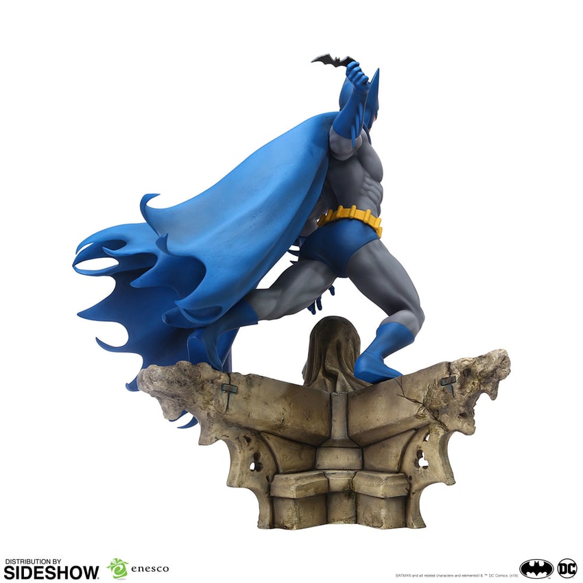 Enesco Grand Jester Studios DC Comics Superman Limited Edition 1/6 Scale  Large Figurine, 24.4 Inch, Multicolor