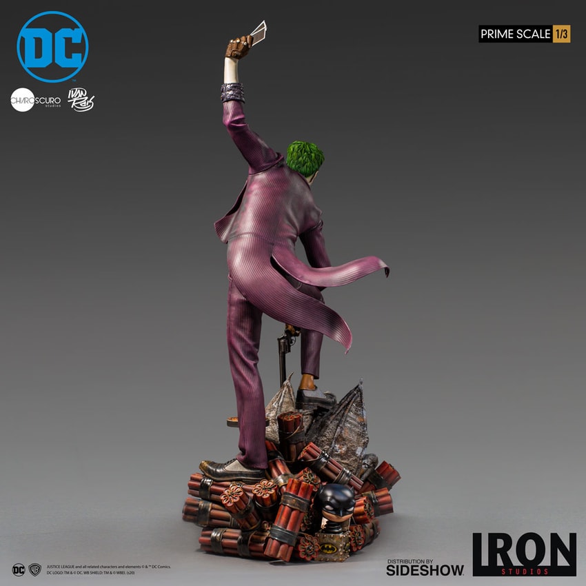 DC Comics The Joker Prime Scale Statue by Iron Studios