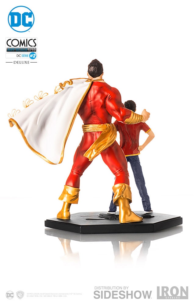 DC Comics Shazam Deluxe Statue by Iron Studios | Sideshow Collectibles