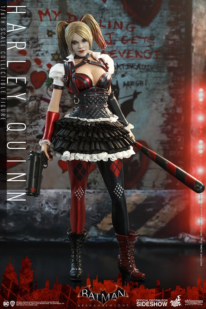 Harley Quinn Sixth Scale Collectible Figure by Hot Toys