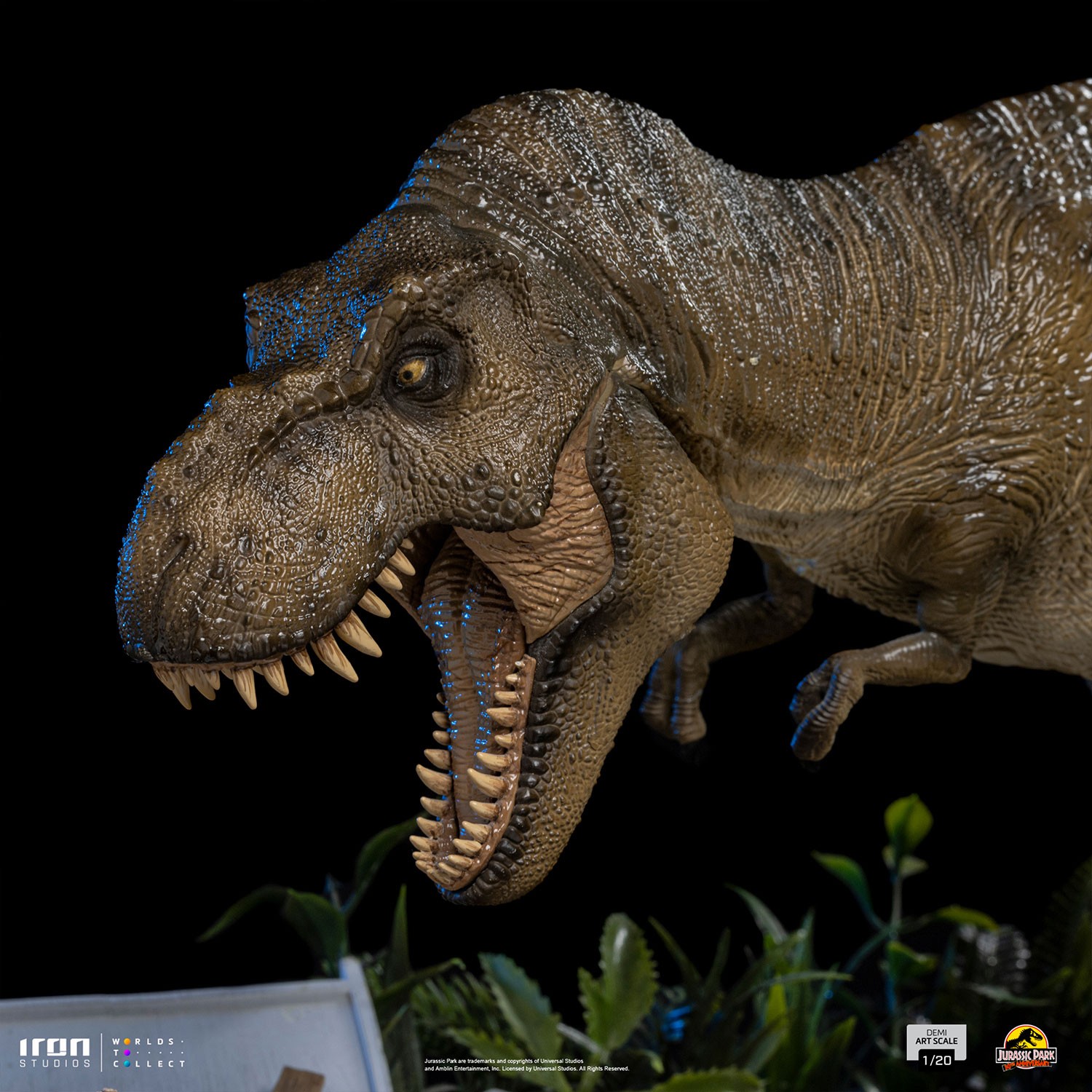 T-Rex and Donald Gennaro 1:10 Statue by Iron Studios