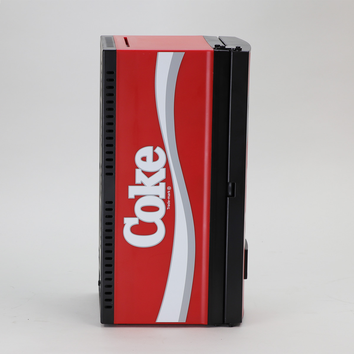 Pop Culture Collectables: Coca-Cola Mini Fridges