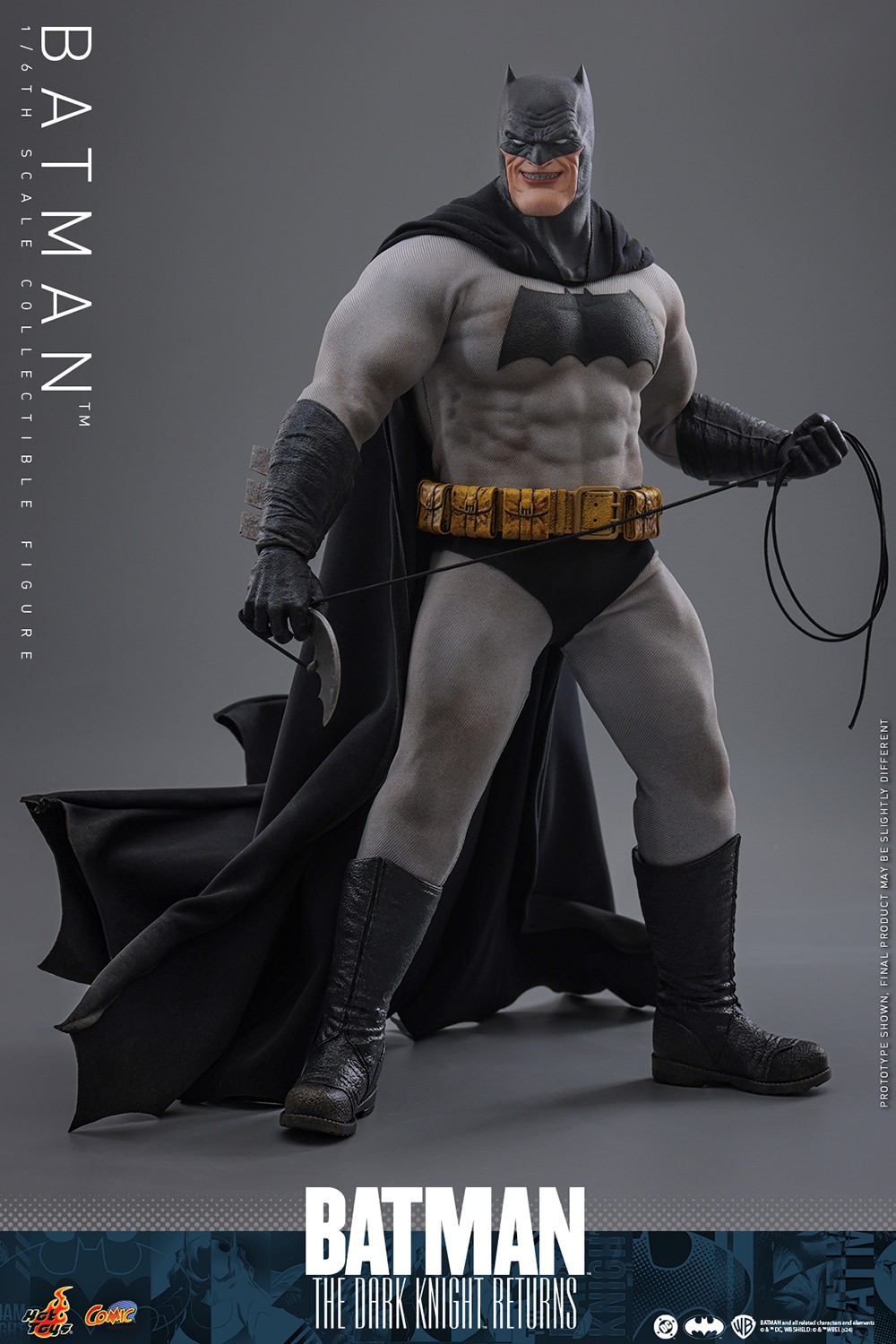 NEW PRODUCT: HOT TOYS 1/6 BATMAN  CMS024 Hot-toys-dc-comics-batman-sixth-scale-figure-gallery-672ce5204ca24