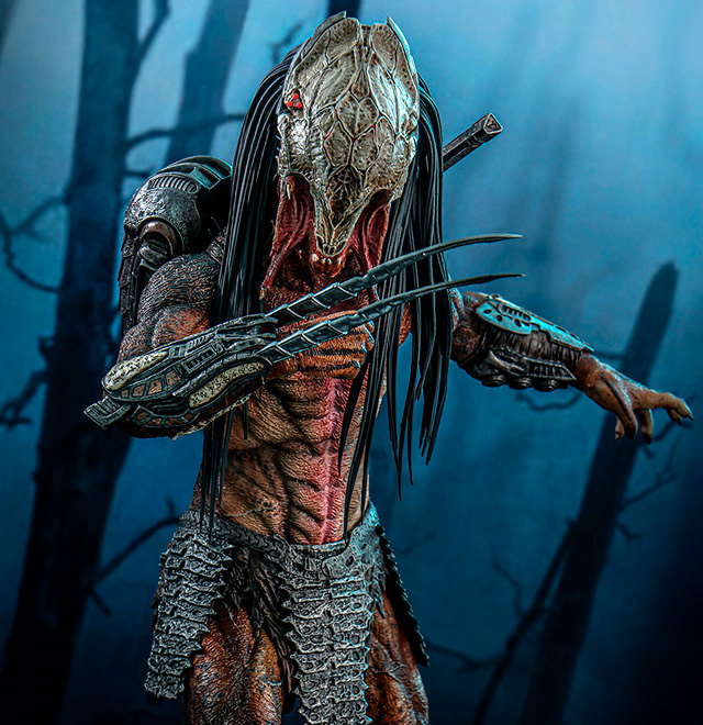 Feral Predator Sixth Scale Figure