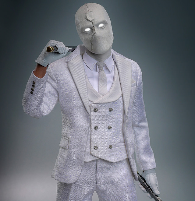 Mr. Knight Sixth Scale Figure