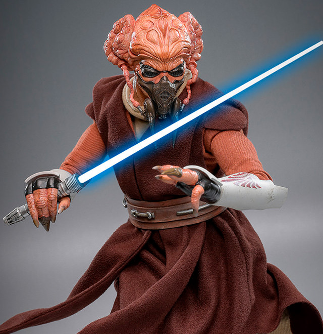 Plo Koon Sixth Scale Figure