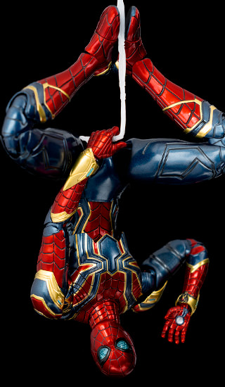 DLX Iron Spider Collectible Figure