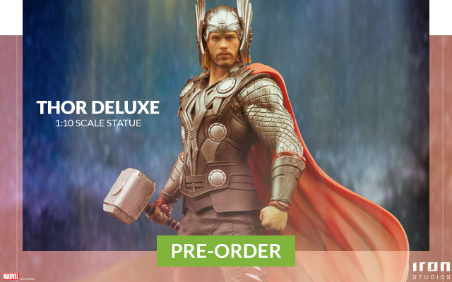 Thor Deluxe Scale Statue by Iron Studios