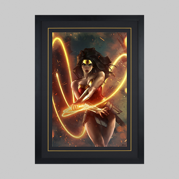Wonder Woman™ (Gold Holofoil Variant)