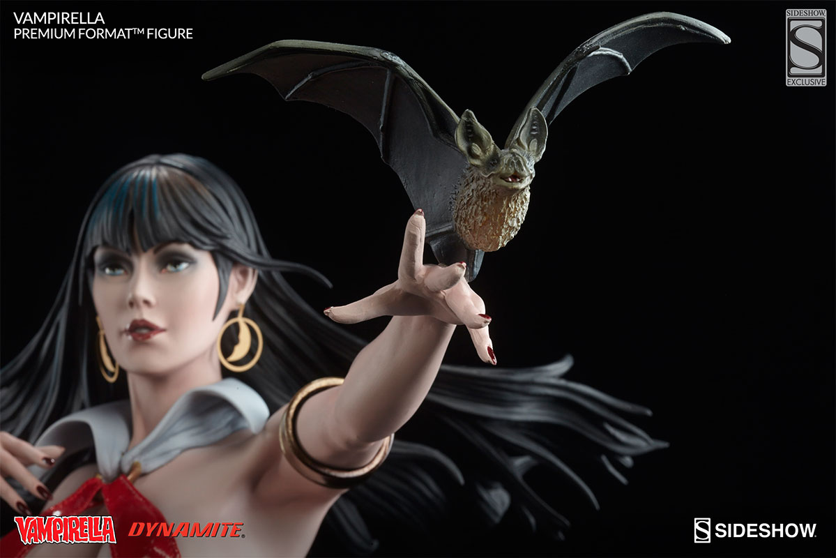 sideshow collectibles vampirella