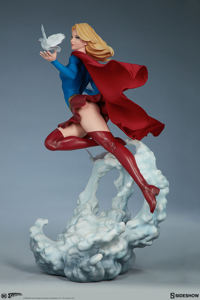 sideshow collectibles supergirl