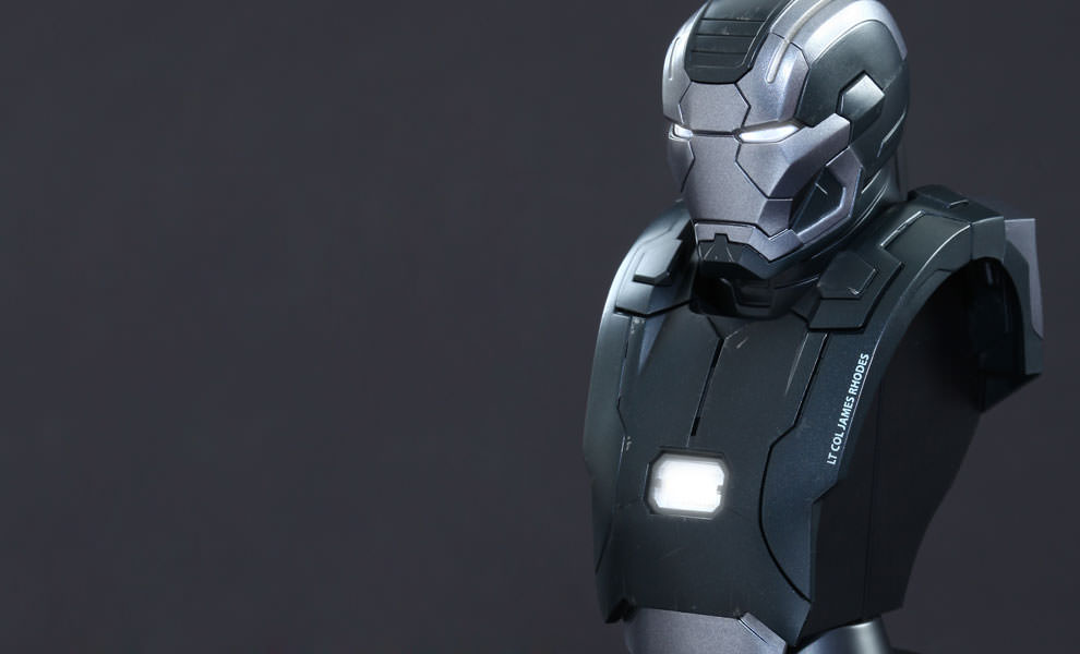 Marvel War Machine Mark Ii Collectible Bust By Hot Toys