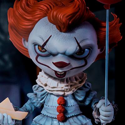 It Pennywise Deluxe Mini Co Figure by Iron Studios