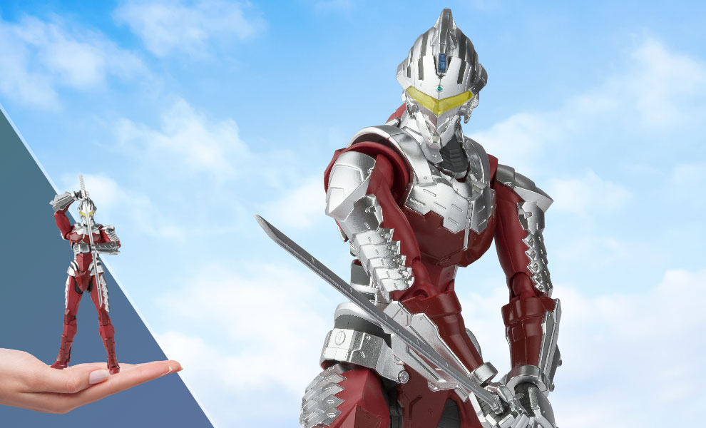 Ultraman (Suit Version 7) Figure by Bandai