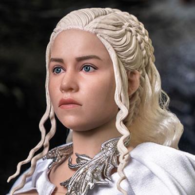 Daenerys Targaryen (Season 5) Sixth Scale Figure (Threezero)