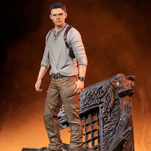 NATHAN DRAKE DELUXE 1:10 Scale Statue by Iron Studios