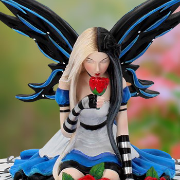 Alice Figurine by Nemesis Now