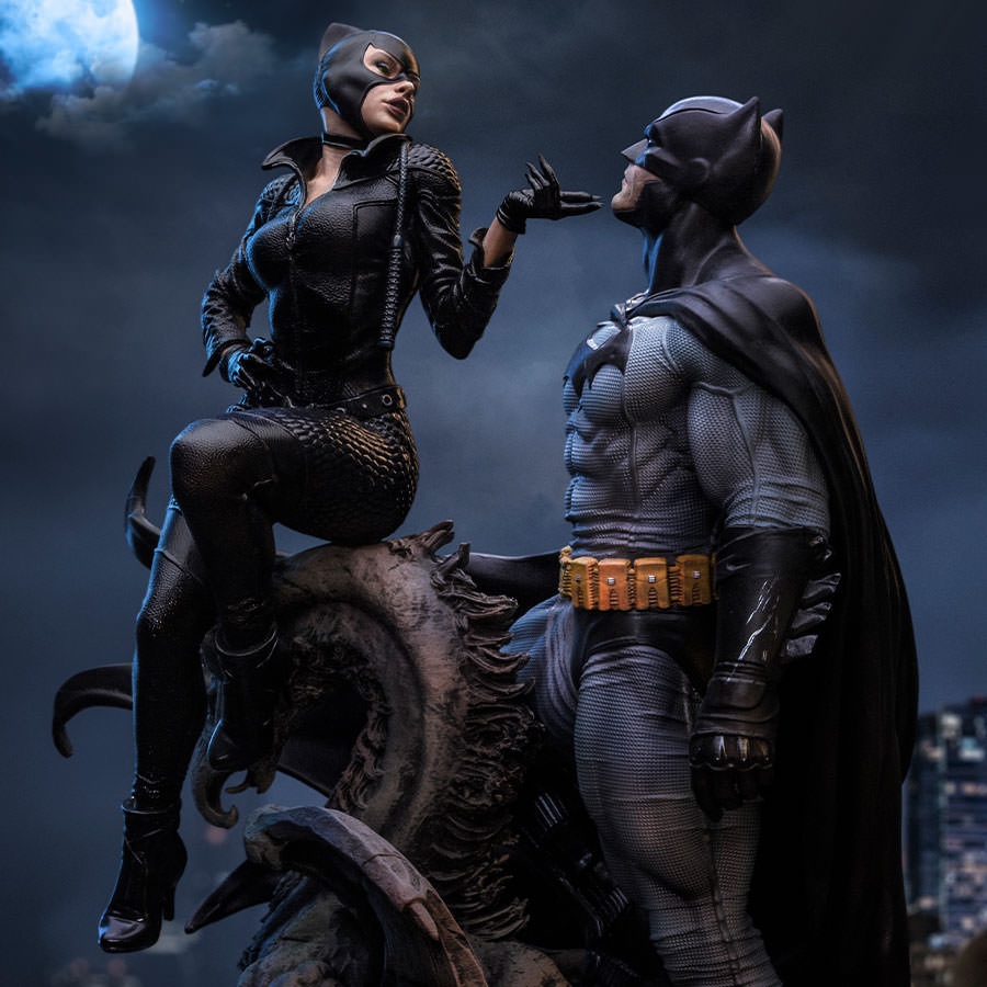 Batman and Catwoman Sixth Scale Diorama by Iron Studios | Sideshow  Collectibles